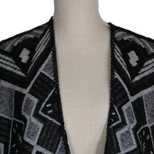 Marc New York Andrew Marc Black and Gray Geometric Wrap Shawl One Size Fits All
